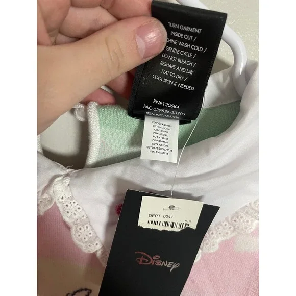 NWT BoxLunch Disney Aristocrats Marie Cat Sweater Size Medium Coquette Quirky - Picture 10 of 10